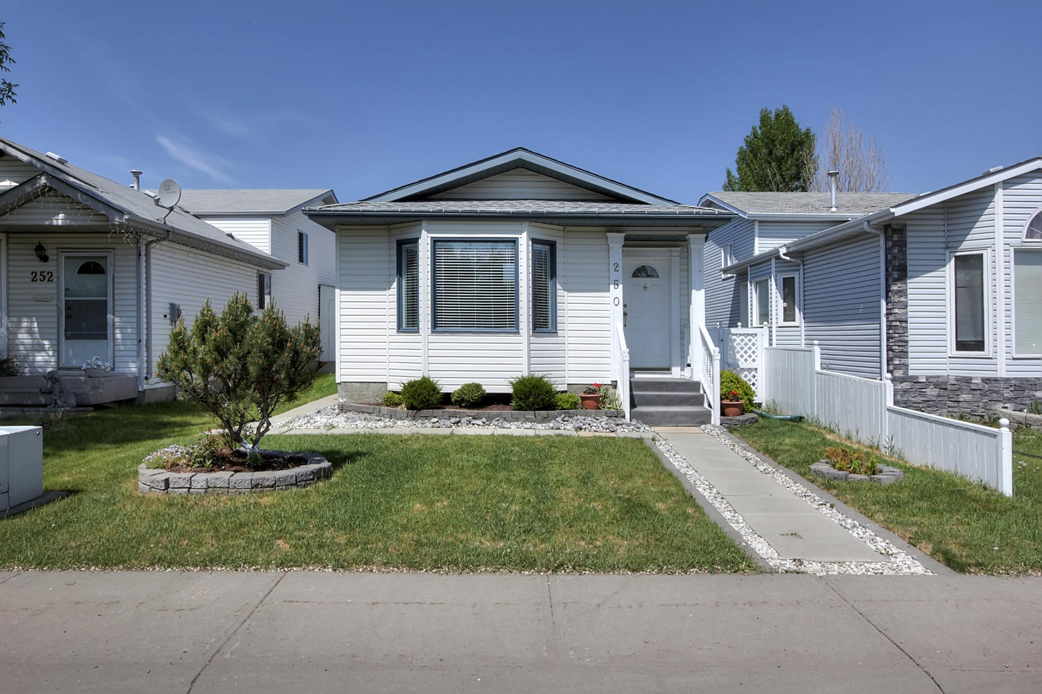 250 Kirkwood Avenue NW Edmonton E4022849 Edmonton Real Estate